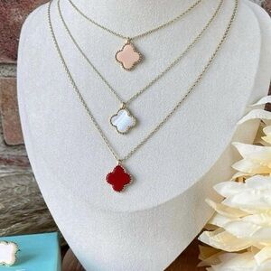 Park Lane “Icon” Necklace in White! BNIB!!